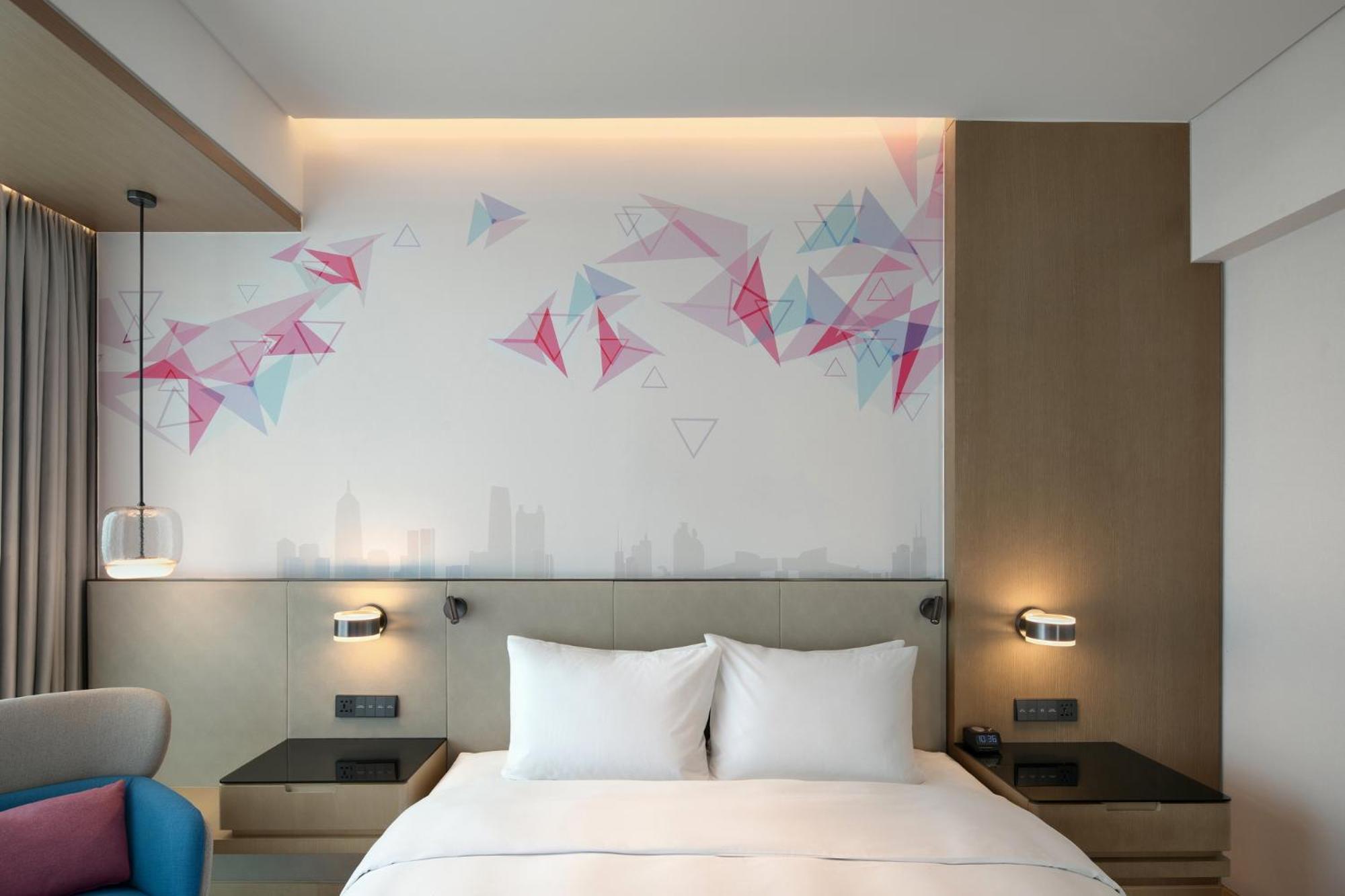 Hilton Garden Inn Shenzhen World Exhibition & Convention Center Екстериор снимка