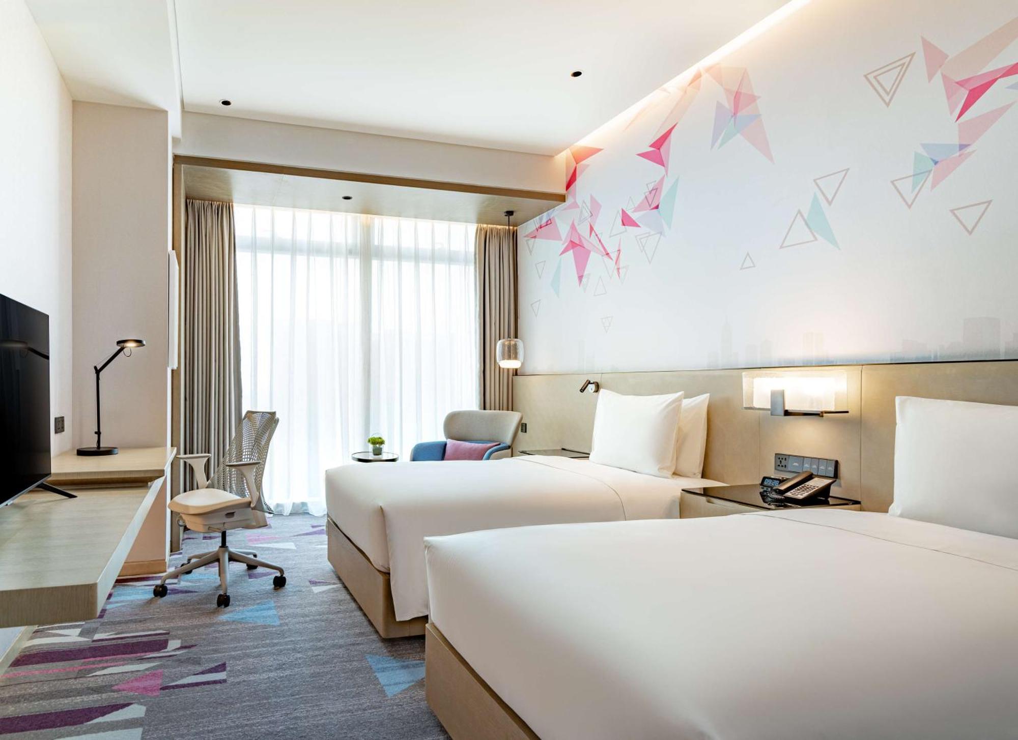 Hilton Garden Inn Shenzhen World Exhibition & Convention Center Екстериор снимка
