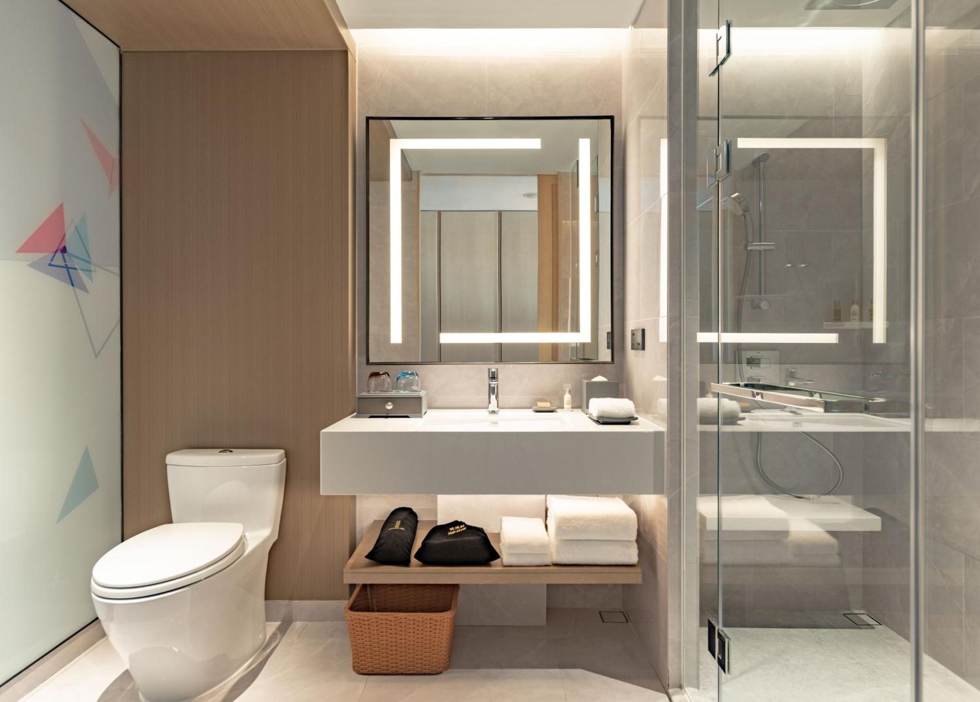 Hilton Garden Inn Shenzhen World Exhibition & Convention Center Екстериор снимка